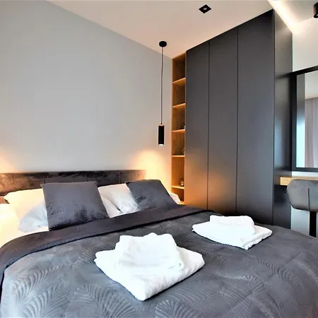 Premium Apartment *